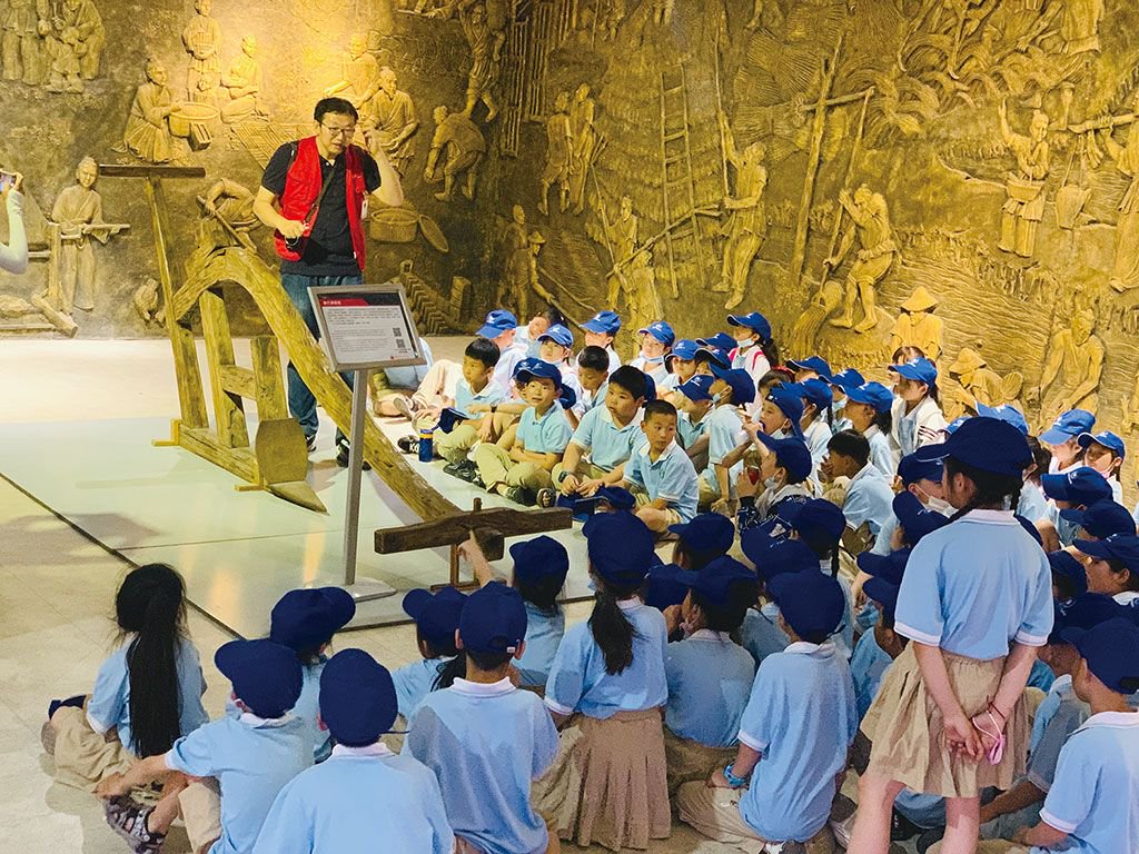 中小学生研学旅行实践活动照片